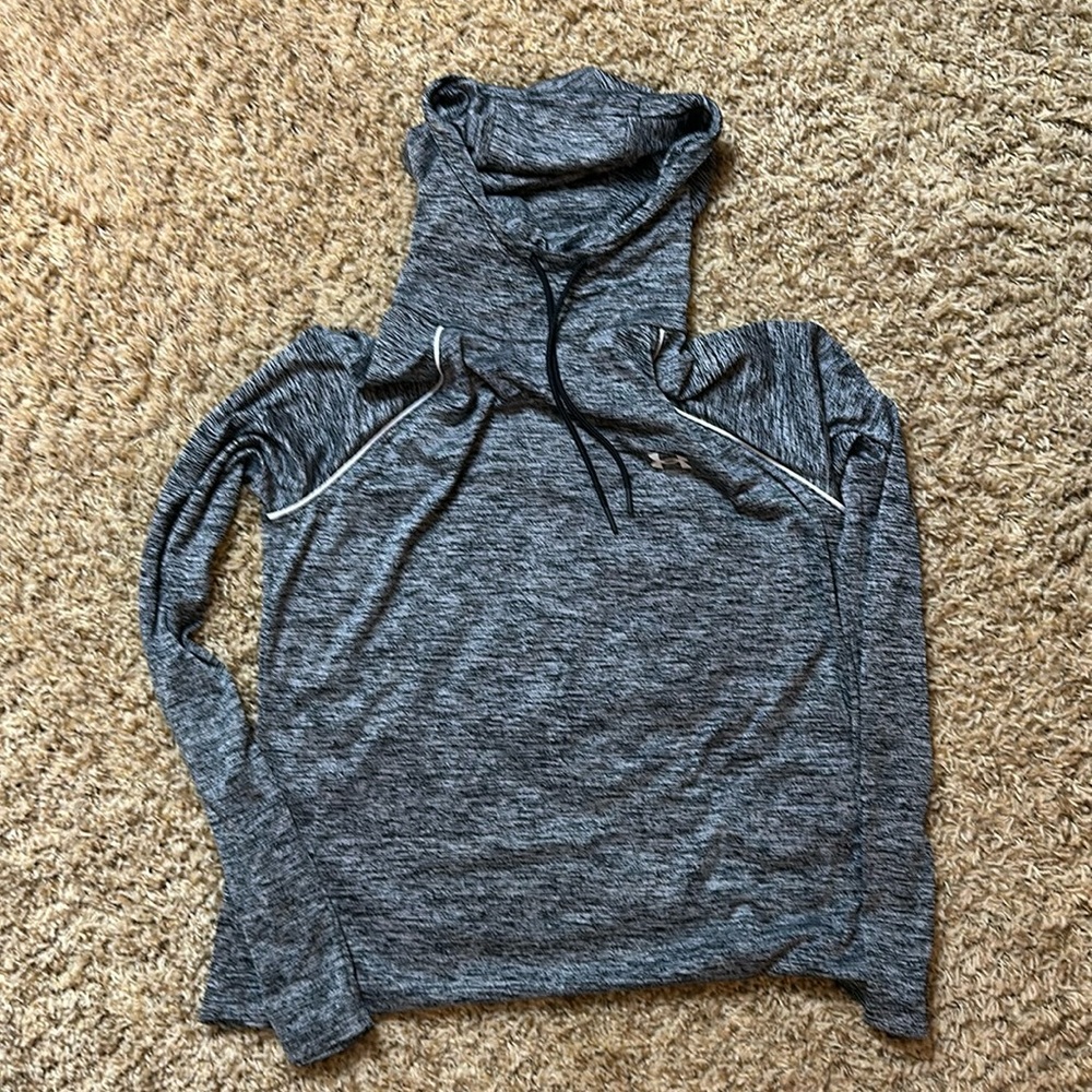 Under Armor Heat Gear Hooded light pullover
